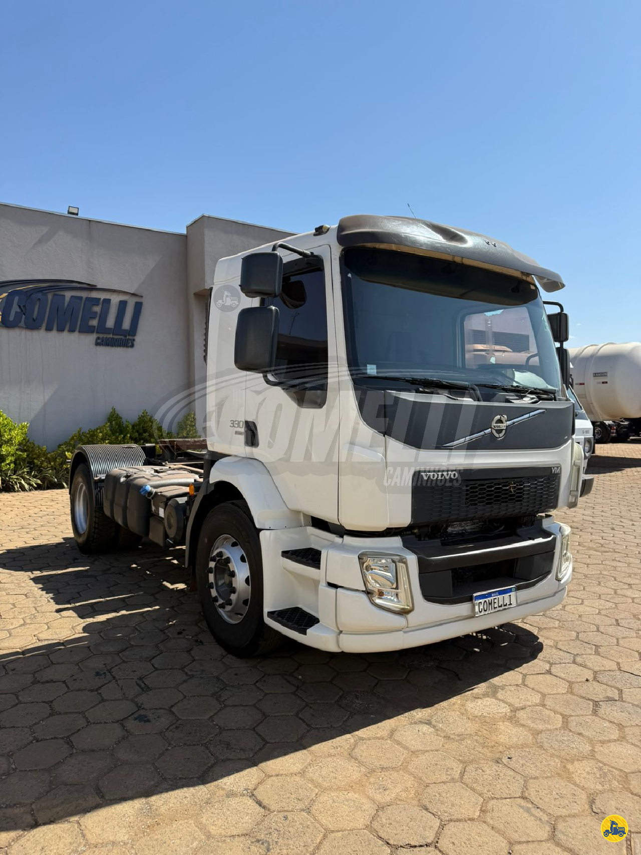 CAMINHAO VOLVO VOLVO VM 330 Cavalo Mecânico Cavalo 4x2 Comelli Caminhões RIO VERDE GOIAS GO
